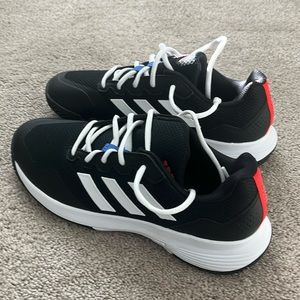 Men’s Adidas game court 2 tennis shoes